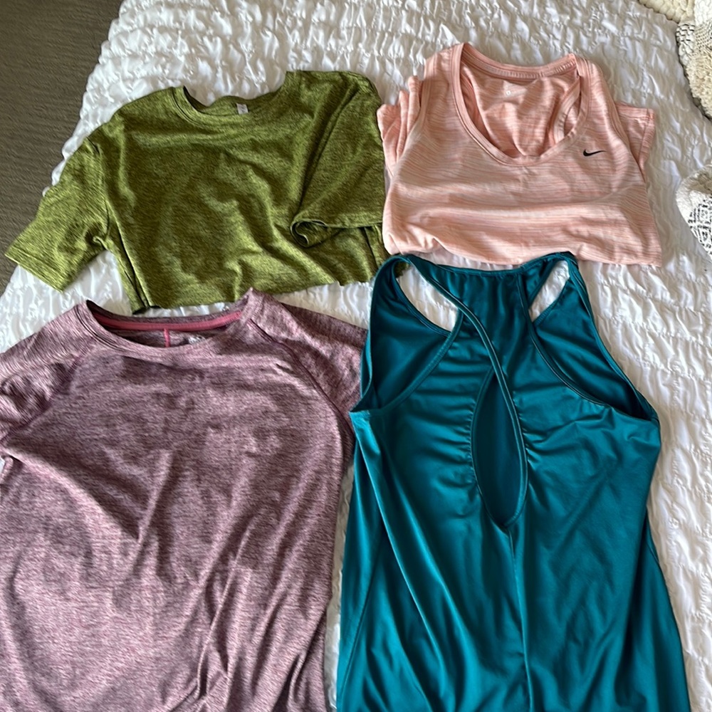 Workout tops. Small. Nike/fabletics/champion